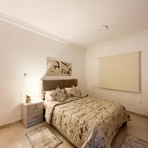 احجز هنا